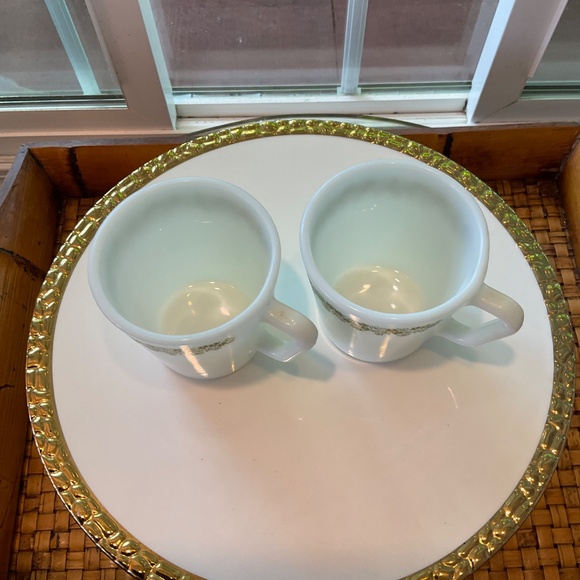 VTG PYREX Crazy Daisy Spring Blossom Mugs (2) - Picture 3 of 5